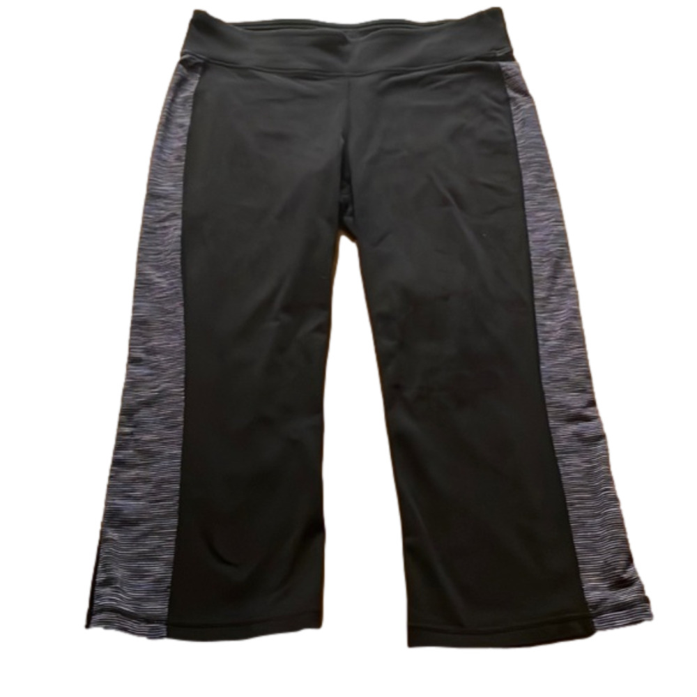 ATHLETA Crop Pants Size Large - Picture 1 of 7